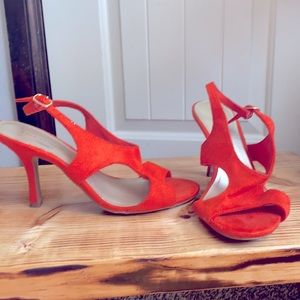 Super cute Orange suede heels. (Size 8)